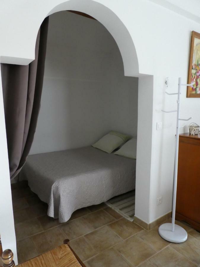 Les Biguieres Guest House Maubec  Екстериор снимка