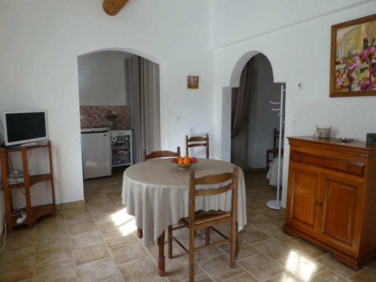 Les Biguieres Guest House Maubec  Екстериор снимка